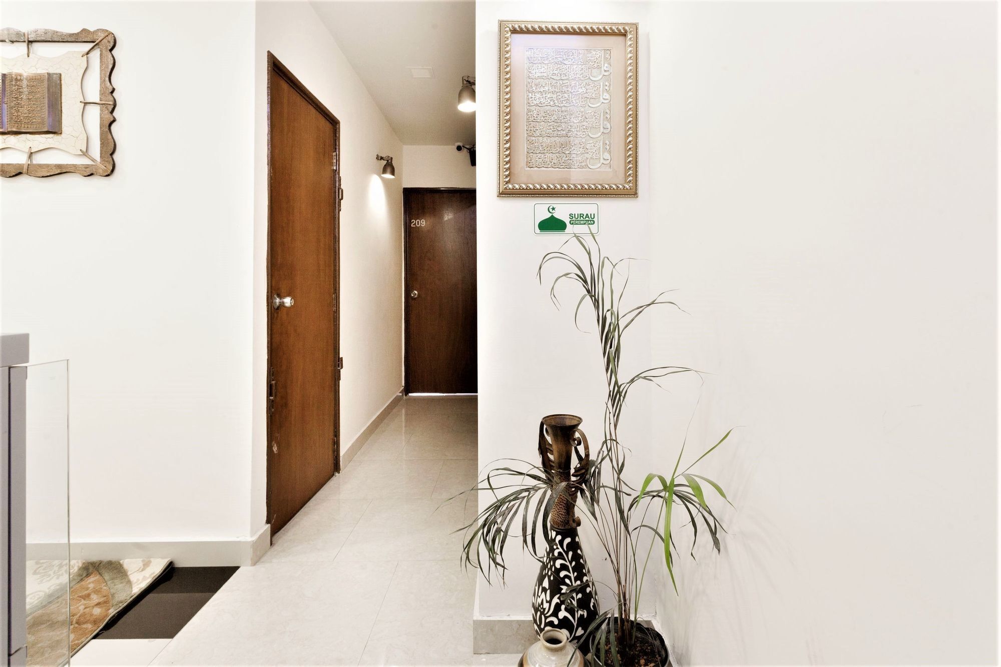 Zen Rooms Basic Bukit Bintang Kuala Lumpur Exterior foto